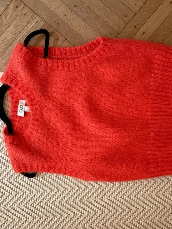 COS Bright Red Knit Crewneck Sweater Vest - Picture 1 of 4